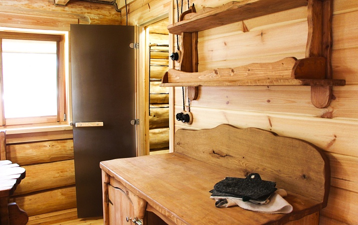 БАНЯ НА ДРОВАХ