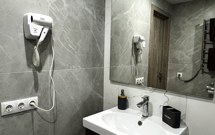 ДАБЛ КОМФОРТ (административно-приемный корпус)